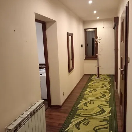 アパート Pod Bukami *