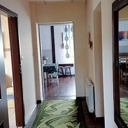 アパート Pod Bukami *