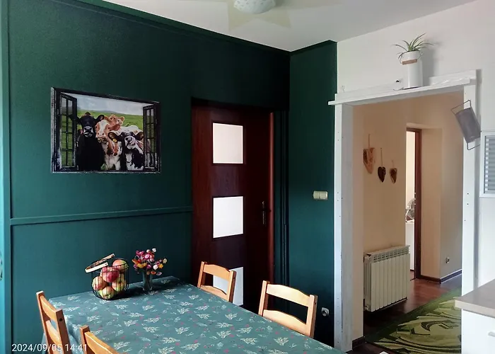 Pod Bukami דירה רייצ'ה